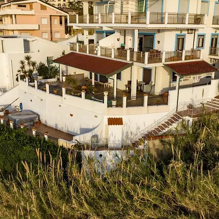 Apartment Fronte Mare Con Parcheggio Gratuito